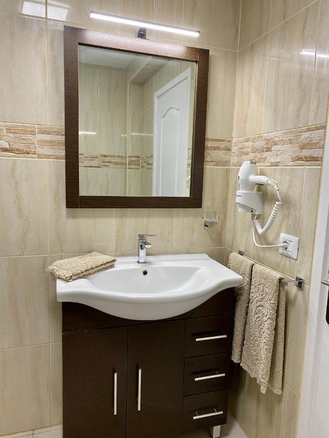 סן מיגל דה אבונה Juangy'S Apartments In Las Adelfas Golf Del Sur מראה חיצוני תמונה