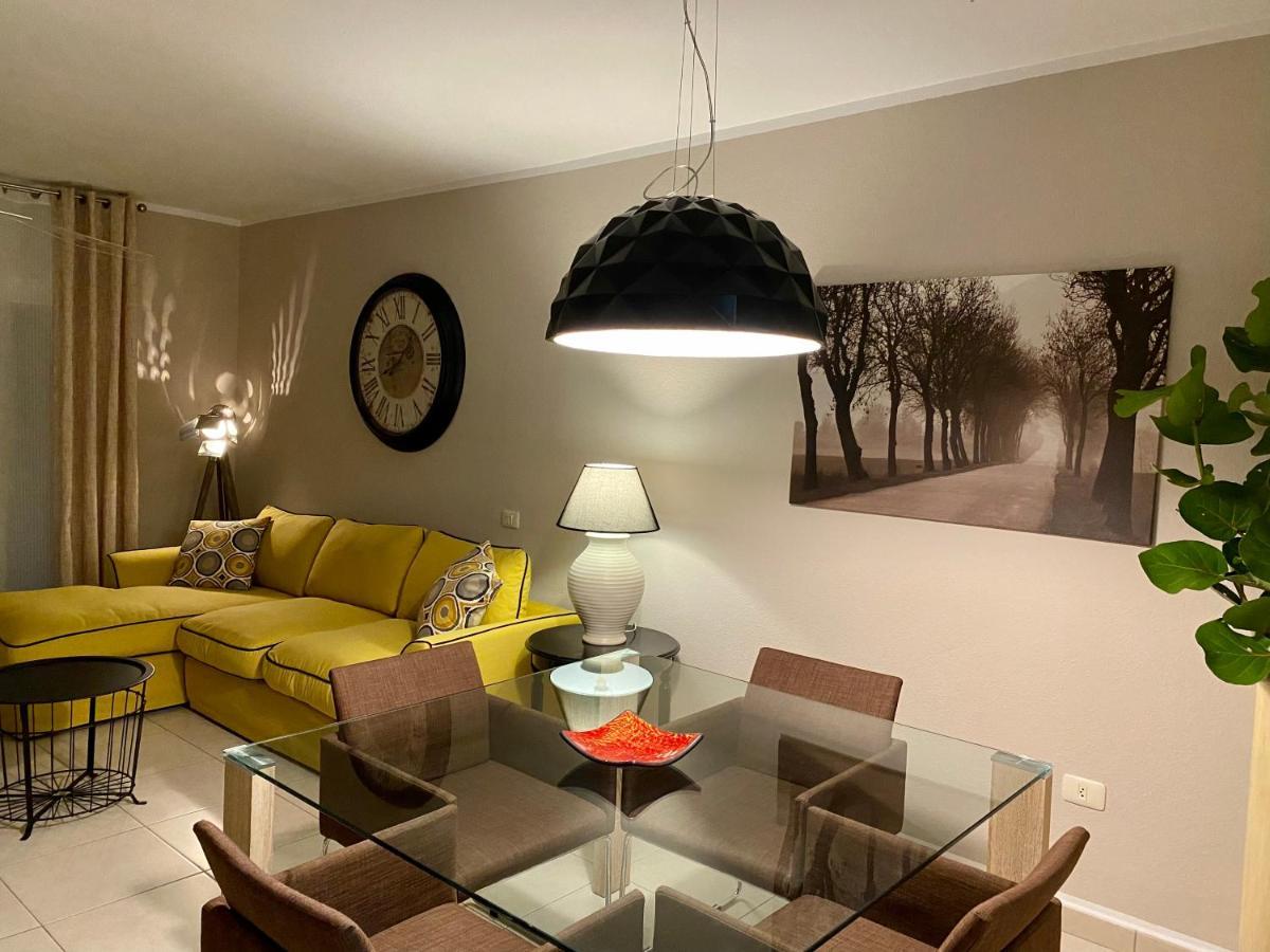 סן מיגל דה אבונה Juangy'S Apartments In Las Adelfas Golf Del Sur מראה חיצוני תמונה